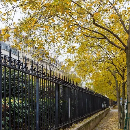 Veeve Nest Near The Arc De Triomphe Paris
